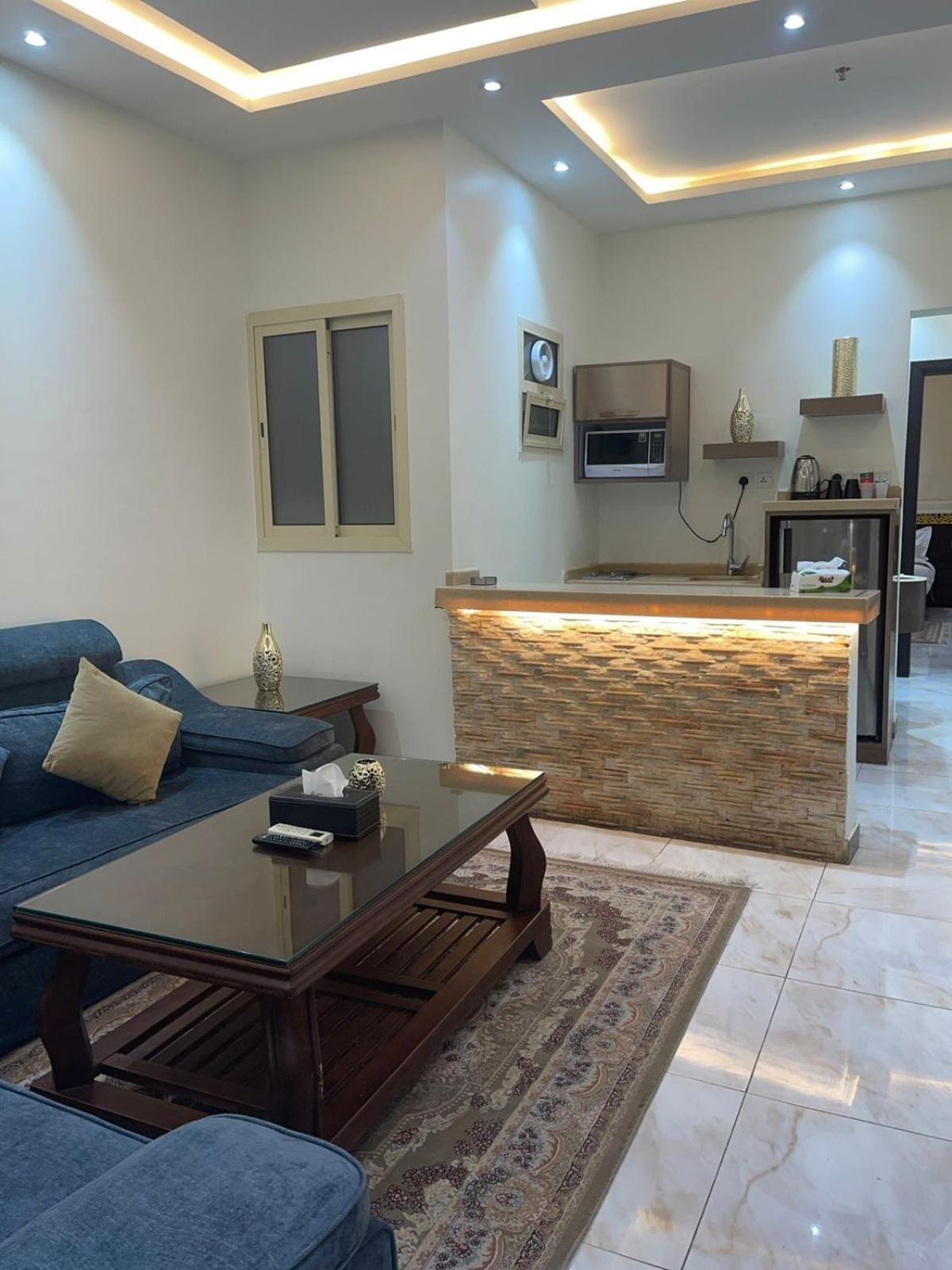 Alathriyah Hotel Suites Riaad Buitenkant foto