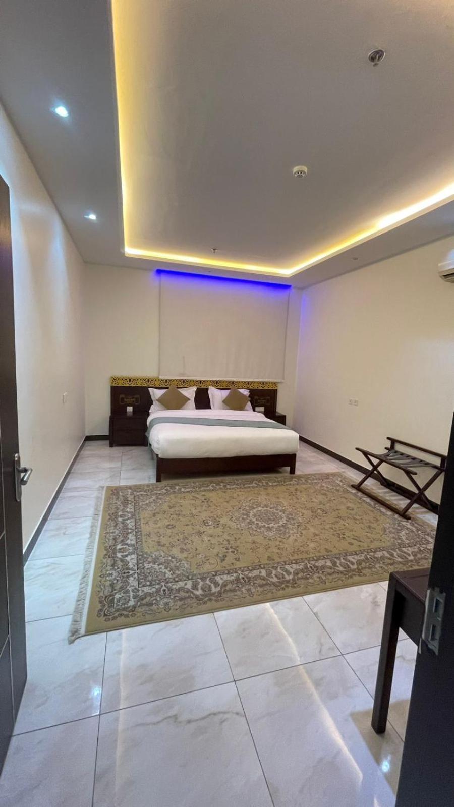 Alathriyah Hotel Suites Riaad Buitenkant foto