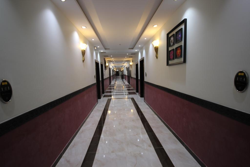 Alathriyah Hotel Suites Riaad Buitenkant foto